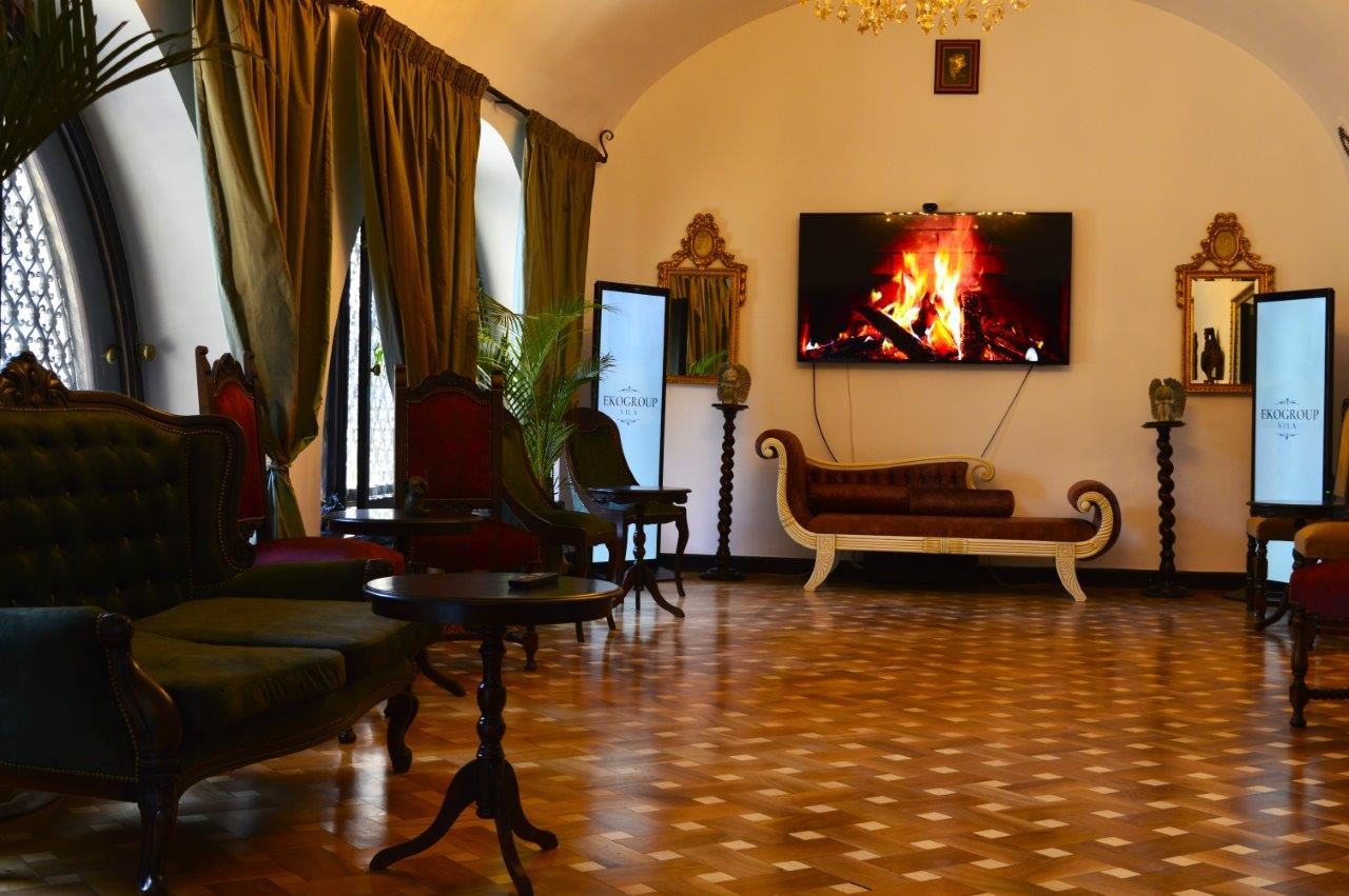 Art. History. Experience. – Descoperă camera secretă de poker privat în București 4 Art. History. Experience. – Descoperă camera secretă de poker privat în București